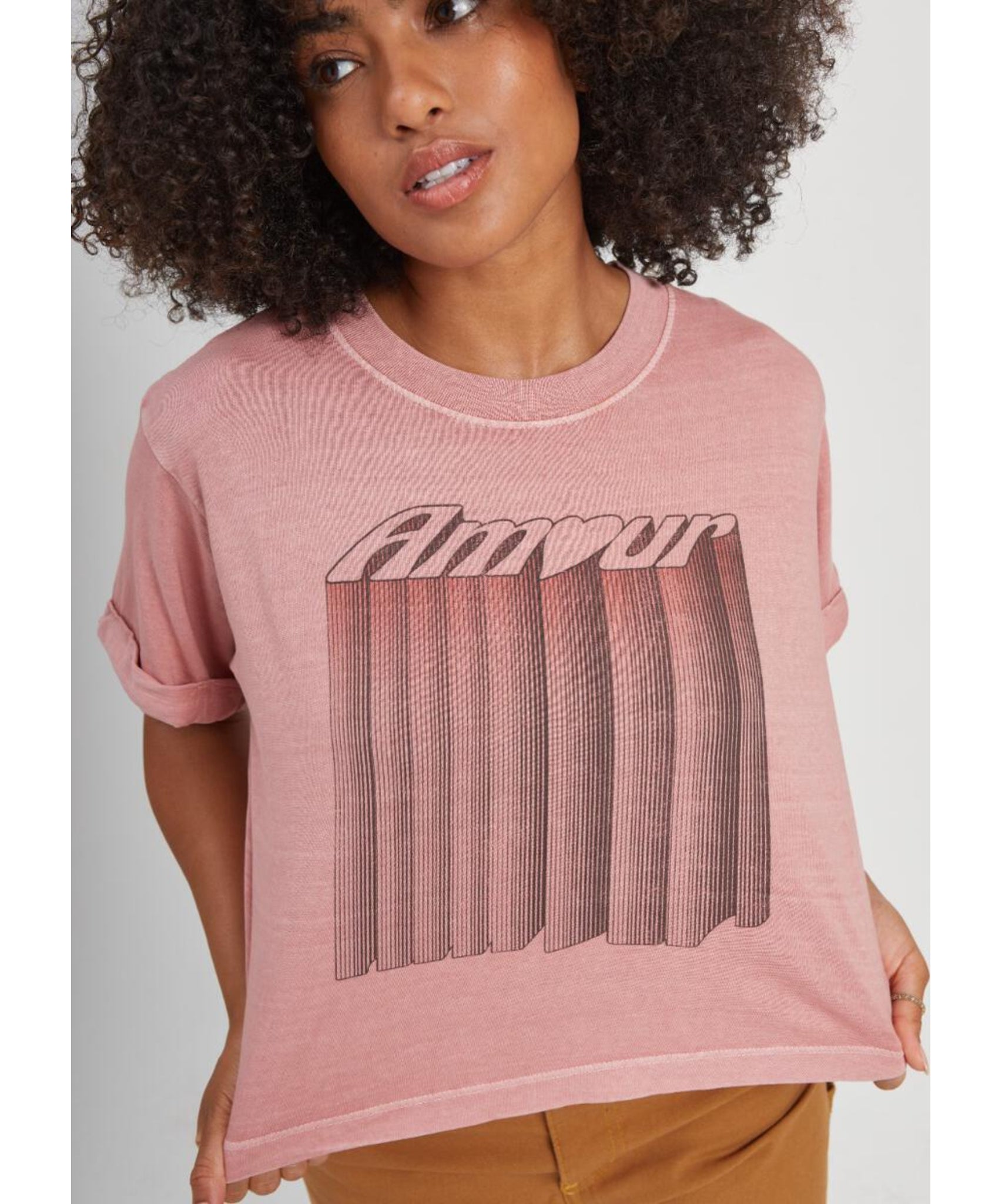 Amour Cropped Graphic Tee