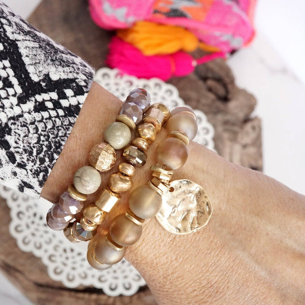 Desert Glow – Coin Charm Bracelet Stack