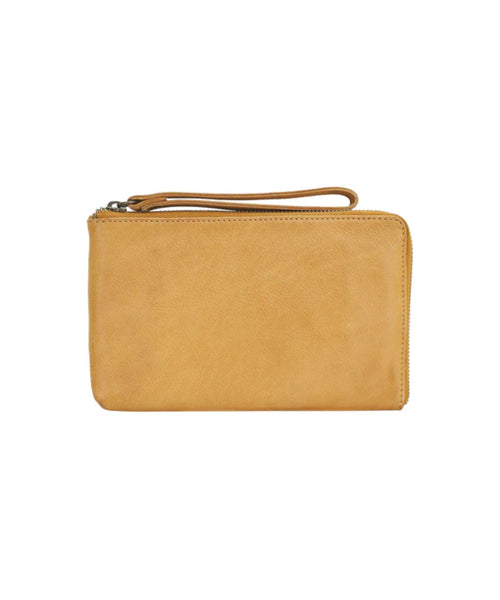 Maya Wristlet - Camel