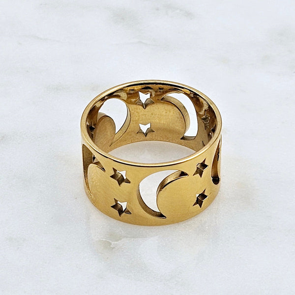 Star & Moon Gold Band Ring - Size 7