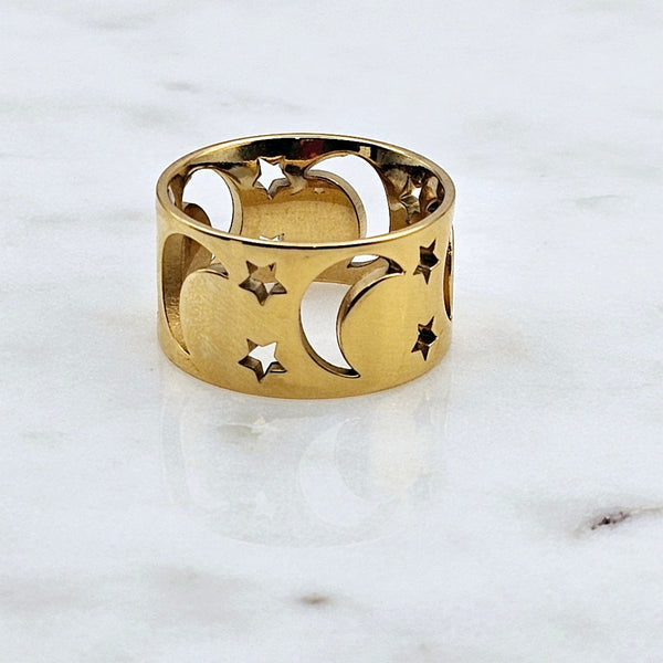 Star & Moon Gold Band Ring - Size 7
