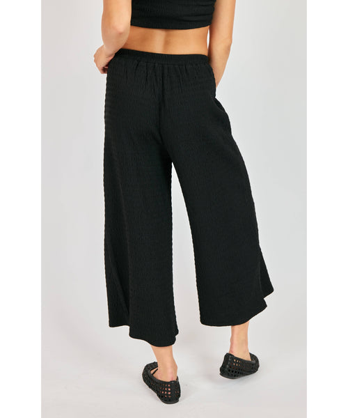 All Around Textured Pants