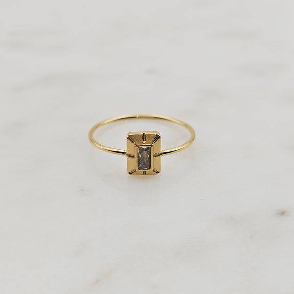 Small Gold Bar Ring w/small Rectangle CZ - Size 7