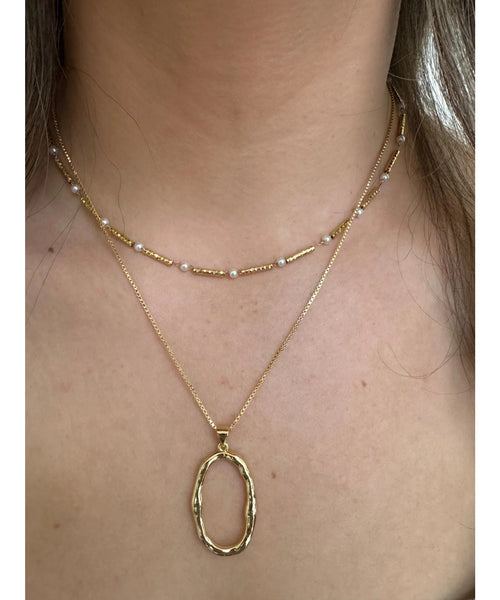 Oval Pendant Necklace