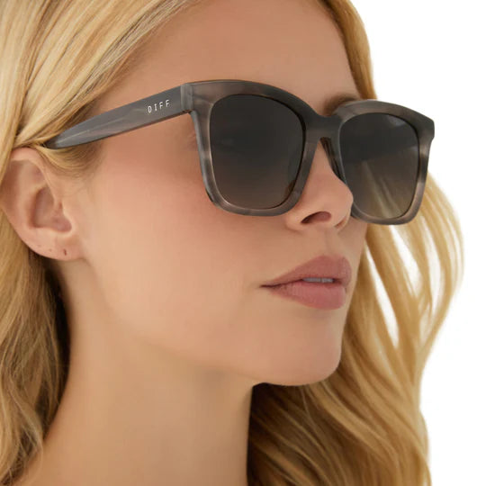 Diff Sunglasses - Meredith Smoke Marble
