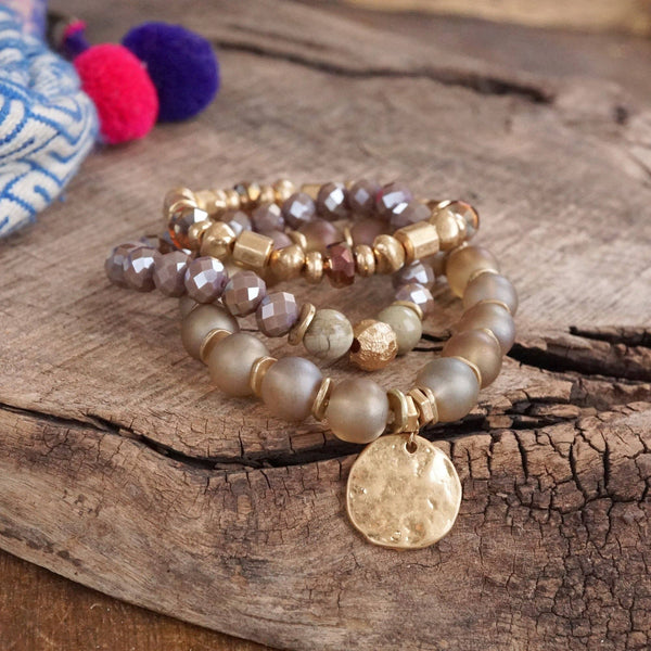 Desert Glow – Coin Charm Bracelet Stack
