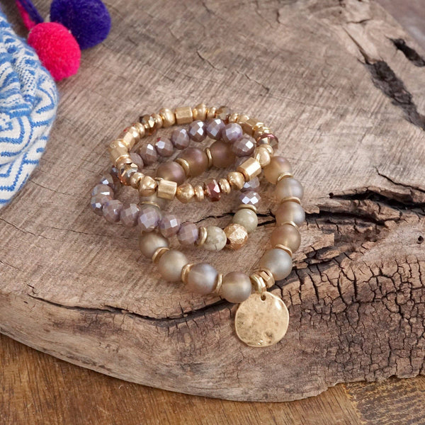 Desert Glow – Coin Charm Bracelet Stack