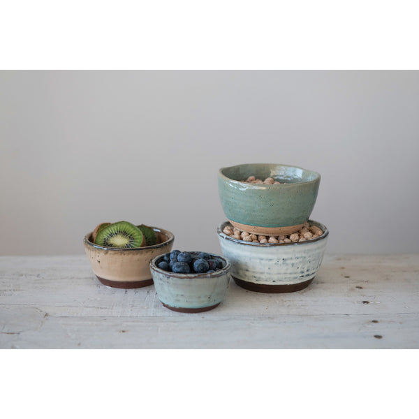 Stoneware Nesting Bowl Set of 4