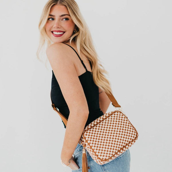 Woven Willow Camera Crossbody Bag - Checkered Tan
