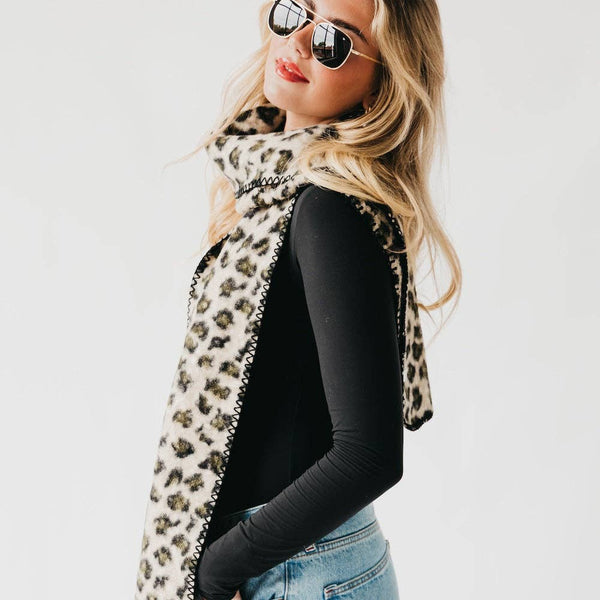 Laine Leopard Scarf - Olive